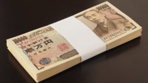 100万円の札束